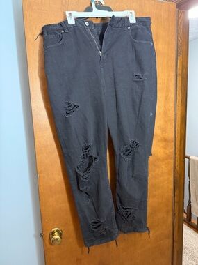 American Eagle Outfitters Black Jeans with Subtle Distressing